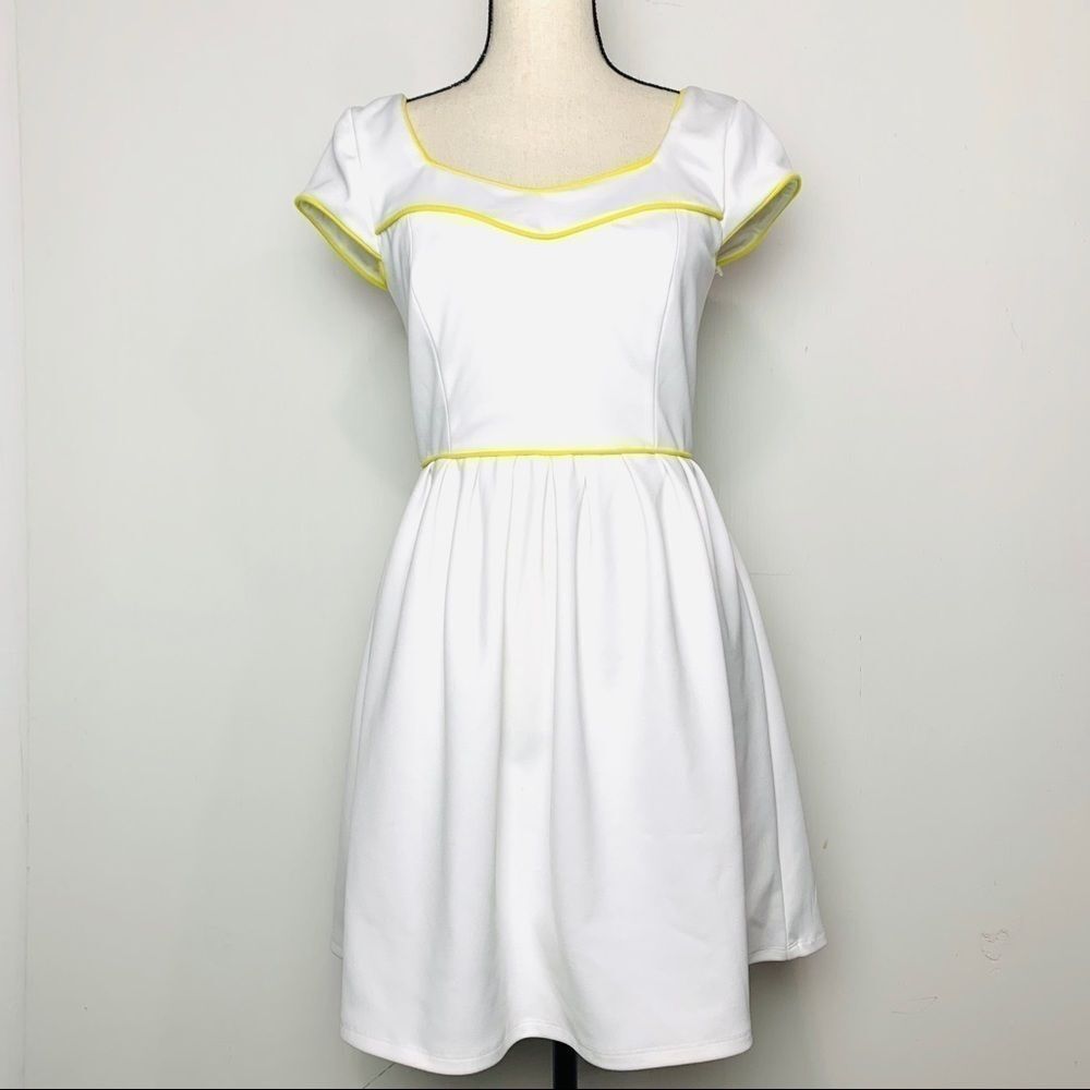 Made for Impulse White Dress w Yellow Piping (M)